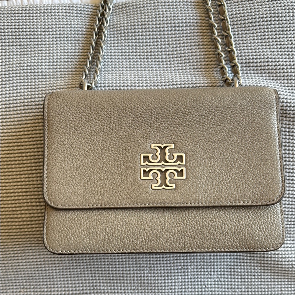 Tory Burch Taupe Shoulder Bag with Chain Strap - Picture 2 of 11